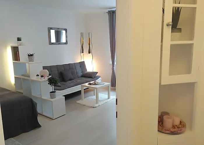 Anastasia-apartment & Garage